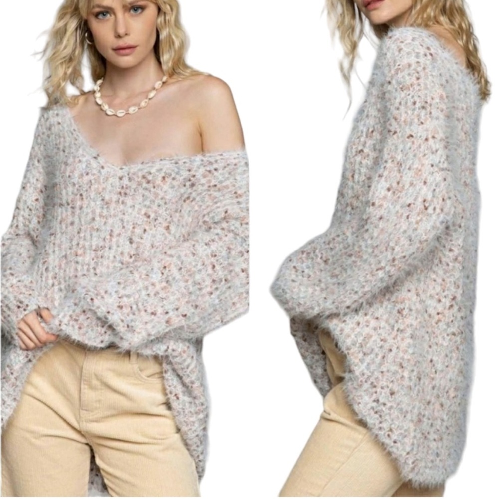 POL V-Neck Fuzzy Sweater Size Small - Picture 1 of 7